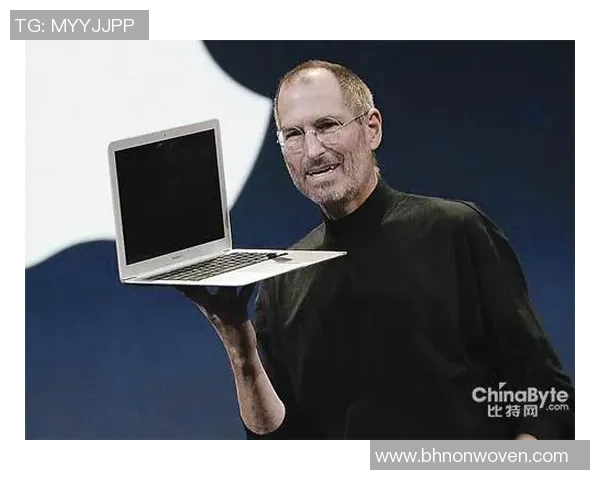 足球明星范佩琪的传奇人生与职业生涯回顾